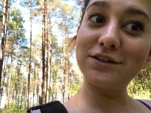 Tamy Love Porno Video: Outdoor Solo