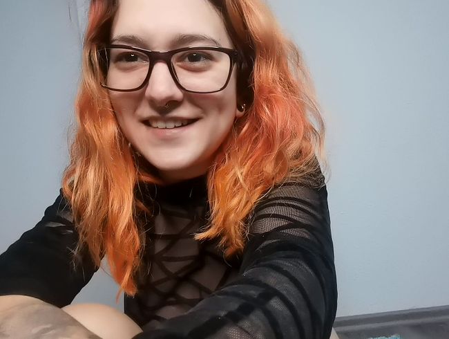 Tamy Love Porno Video: wi**s auf meine Füße !! - mein erster Foodjob