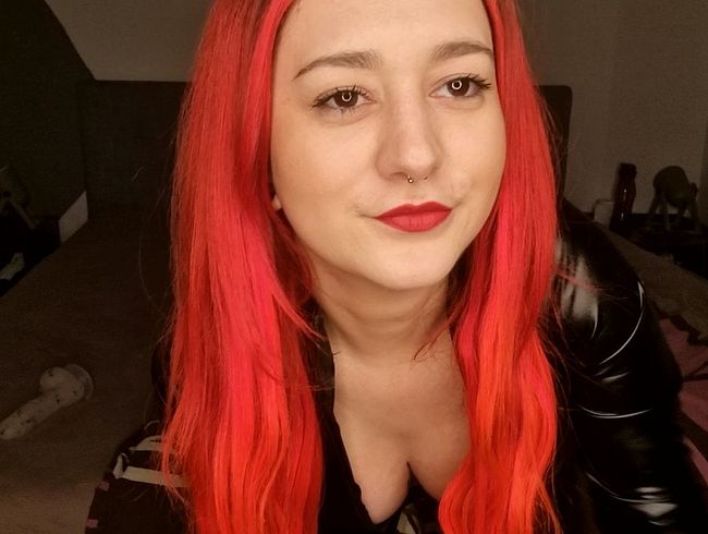 Tamy Love Porno Video: wi**s deinen Minischw**z für mich !!